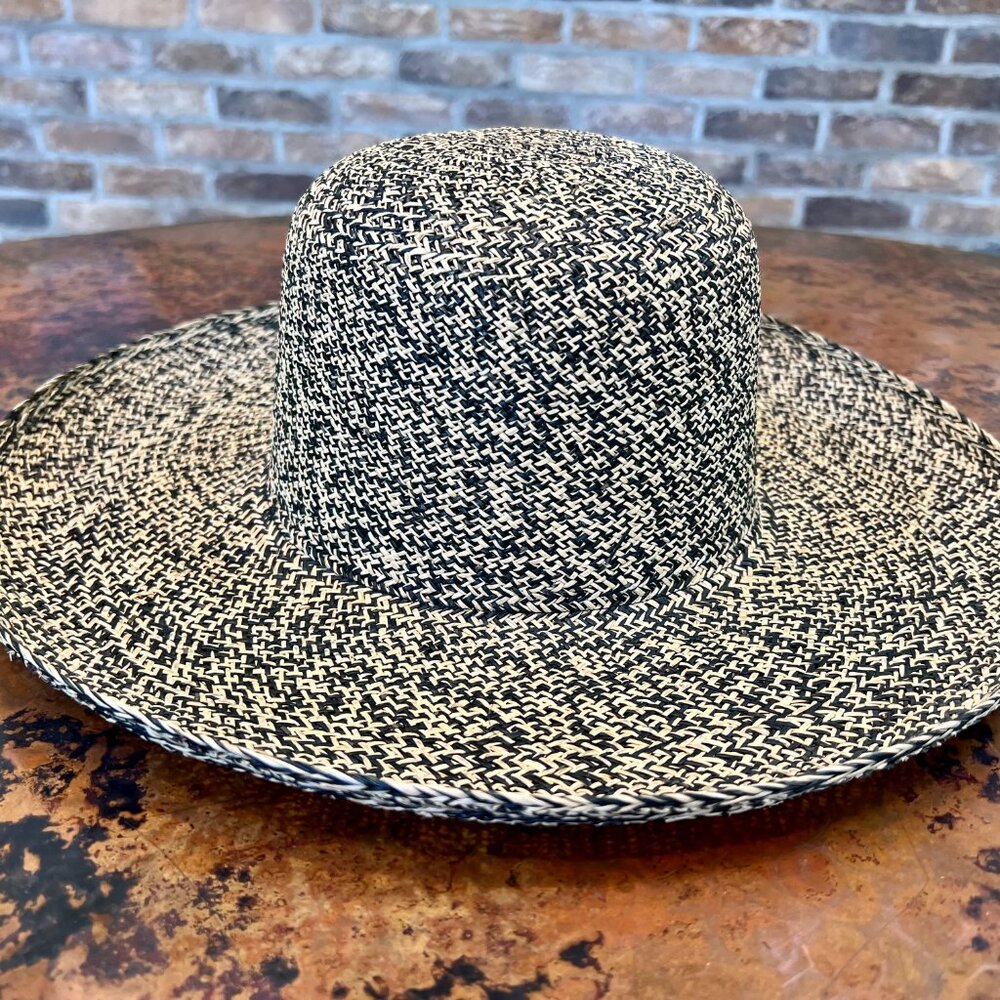 Lord & Taylor Black & Tan Straw Hat